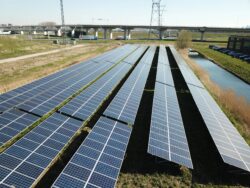 Solar-Park-Barendrecht-FIRST-BASE-Ground-Screws
